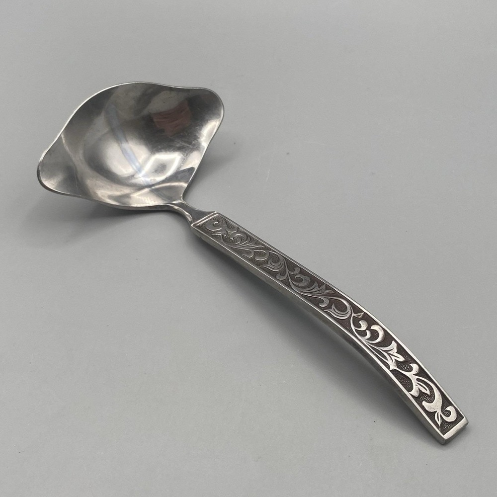 Riviera‎ MONTEREY Gravy Ladle 1pc Black Accent Stainless Serving Piece Scrolls